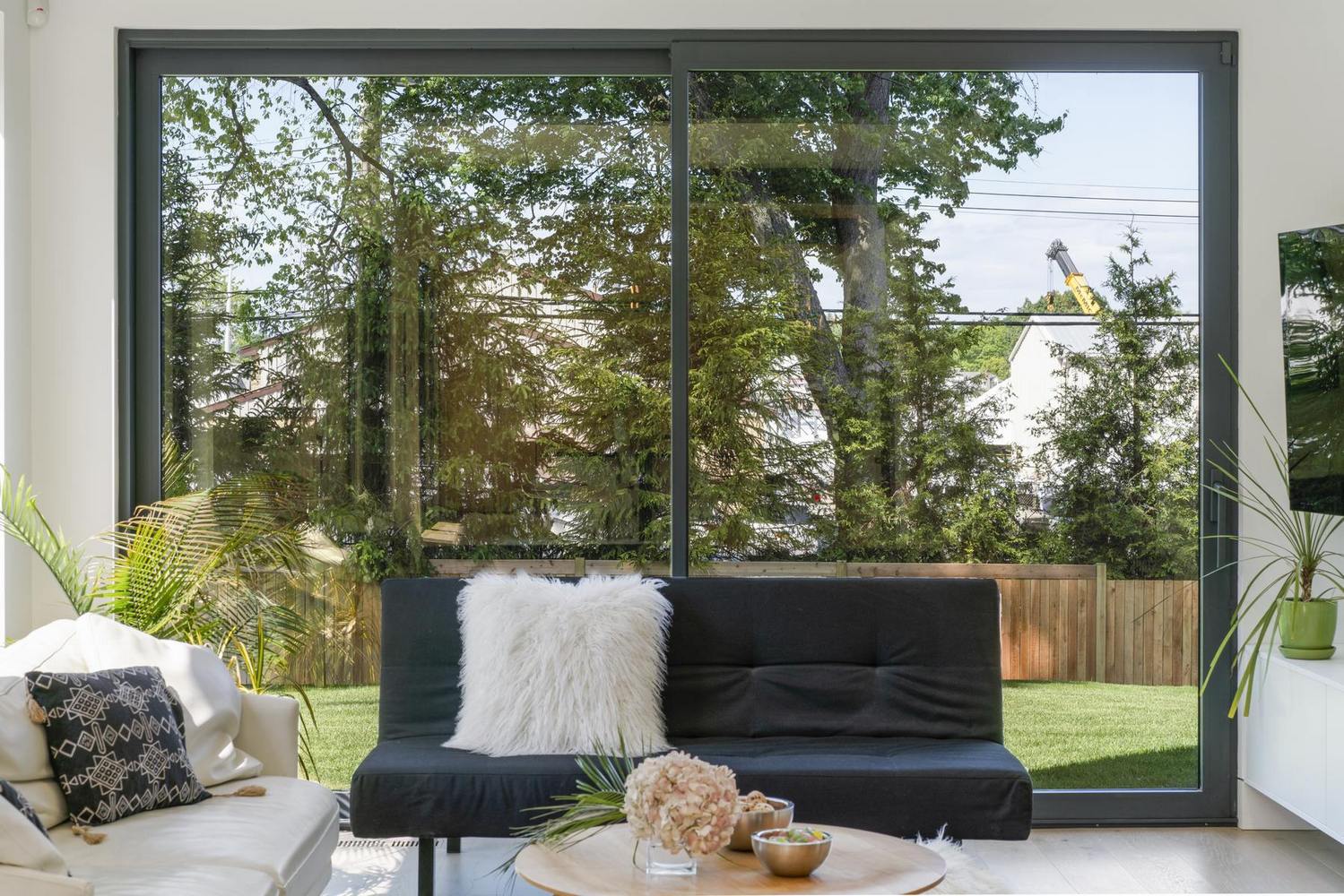 Seney Ave NY - Oknoplast