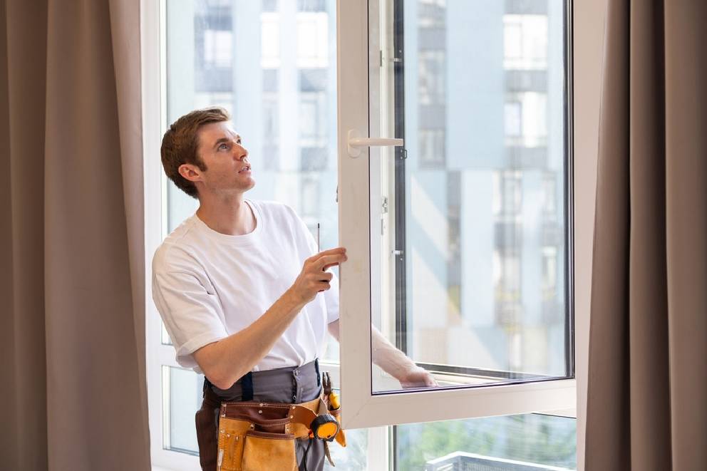 Tilt and Turn windows maintenance